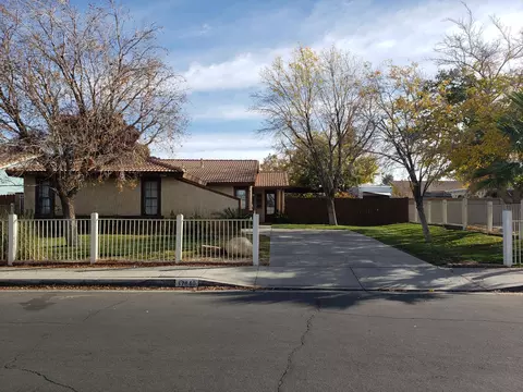 37840 45th St E, Palmdale, CA 93552 photo 1