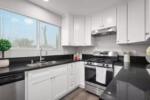 1024 Ave P5 E, Palmdale, CA 93550 photo 2