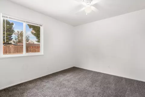 43309 Echard Ave, Lancaster, CA 93536 photo 13