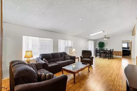 45465 25th Street East St E #5, Lancaster, CA 93535 photo 3