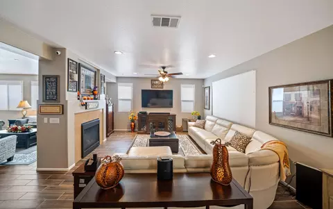 43819 Windrose Pl, Lancaster, CA 93536 photo 17