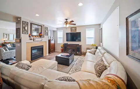 43819 Windrose Pl, Lancaster, CA 93536 photo 18