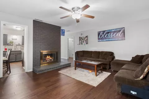 44714 Stanridge Ave, Lancaster, CA 93535 photo 4