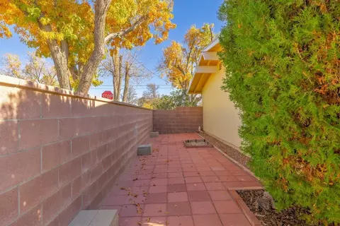 45917 Kingtree Ave, Lancaster, CA 93534 photo 34