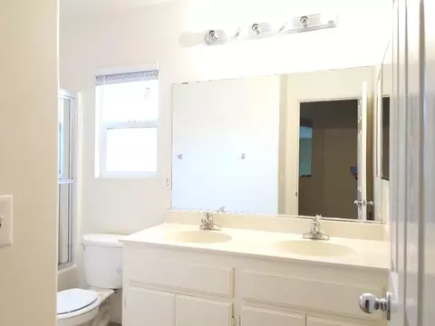 44022 27th St E, Lancaster, CA 93535 photo 40