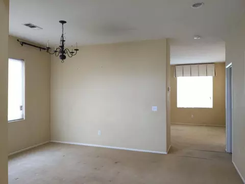 44022 27th St E, Lancaster, CA 93535 photo 8