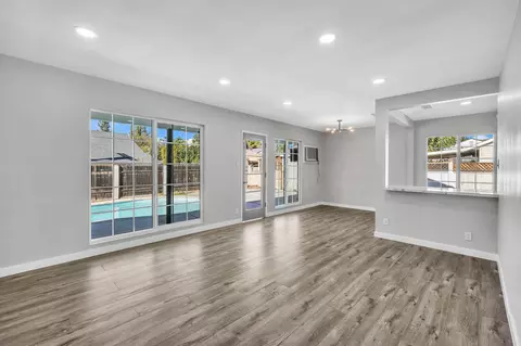 8143 Wynne Ave, Reseda, CA 91335 photo 5