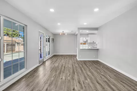 8143 Wynne Ave, Reseda, CA 91335 photo 7