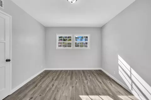 8143 Wynne Ave, Reseda, CA 91335 photo 19