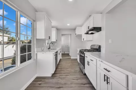 8143 Wynne Ave, Reseda, CA 91335 photo 12