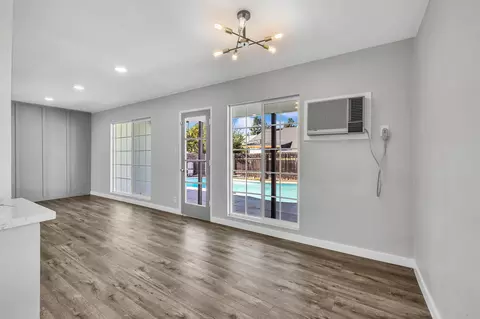 8143 Wynne Ave, Reseda, CA 91335 photo 17