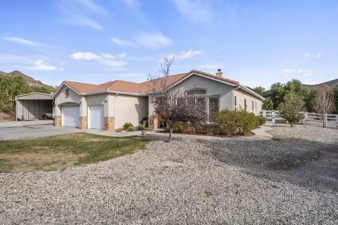 34136 Desert Rd, Acton, CA 93510 photo 4