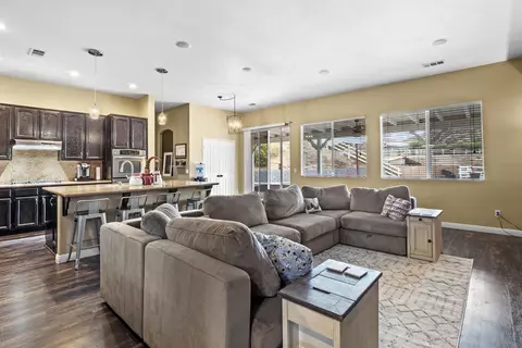 34136 Desert Rd, Acton, CA 93510 photo 5