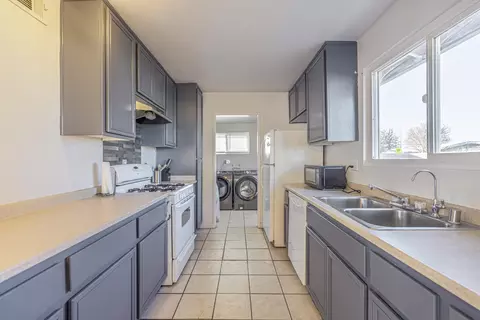 45456 Gingham Ave, Lancaster, CA 93535 photo 9