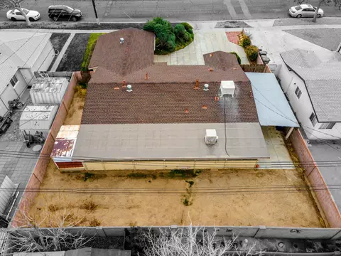 633 Lancaster Blvd E, Lancaster, CA 93535 photo 4