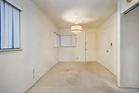633 Lancaster Blvd E, Lancaster, CA 93535 photo 8