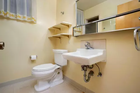 633 Lancaster Blvd E, Lancaster, CA 93535 photo 16