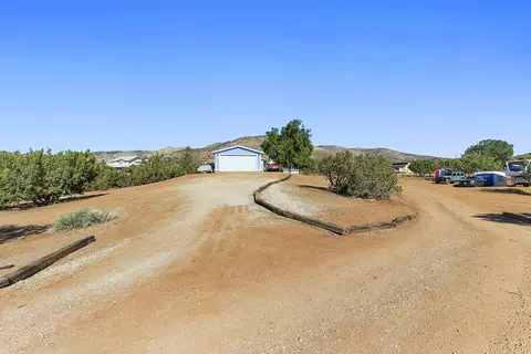 34628 Katherinel Ave, Acton, CA 93510 photo 2