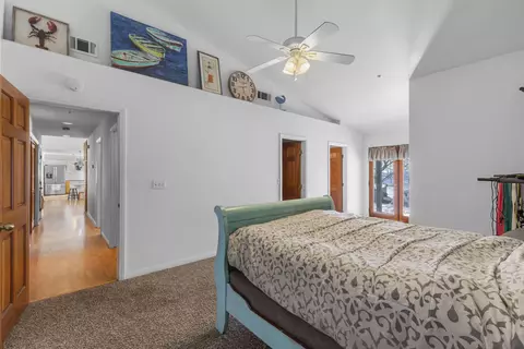 24250 Jacaranda Dr, Tehachapi, CA 93561 photo 19