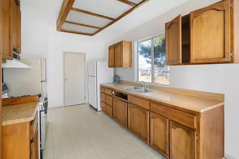38745 26th St E, Palmdale, CA 93550 photo 12