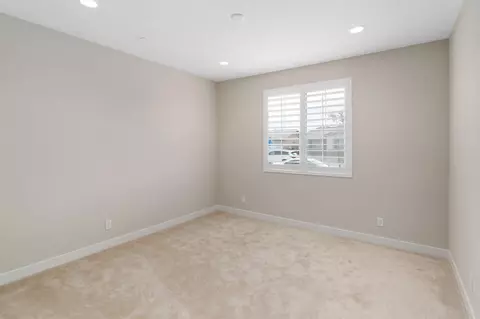 1819 Holguin St E, Lancaster, CA 93535 photo 21