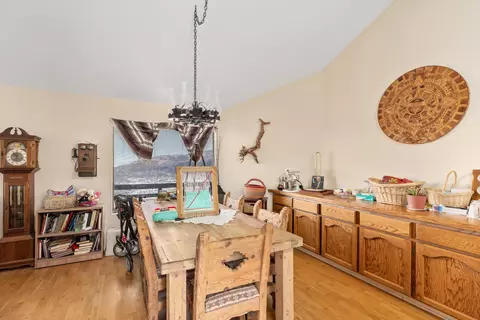 22301 Hillside Ct, Tehachapi, CA 93561 photo 13