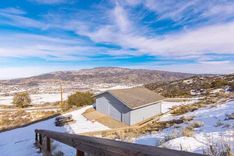 22301 Hillside Ct, Tehachapi, CA 93561 photo 40