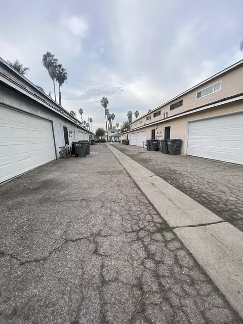 9 Ocotillo Ln, Carson, CA 90745 photo 19
