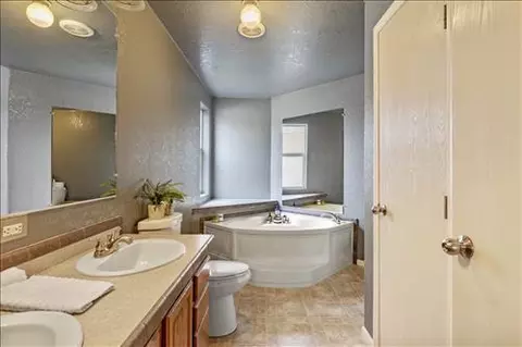 27920 Crofun Rd, Tehachapi, CA 93561 photo 16