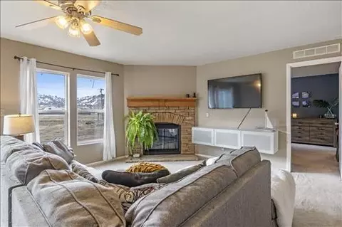 27920 Crofun Rd, Tehachapi, CA 93561 photo 10