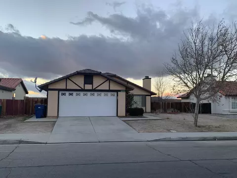 45449 17th St E, Lancaster, CA 93535 photo 1