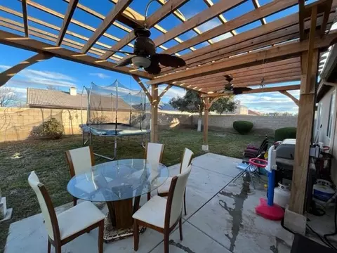 2301 E Norberry St, Lancaster, CA 93535 photo 6