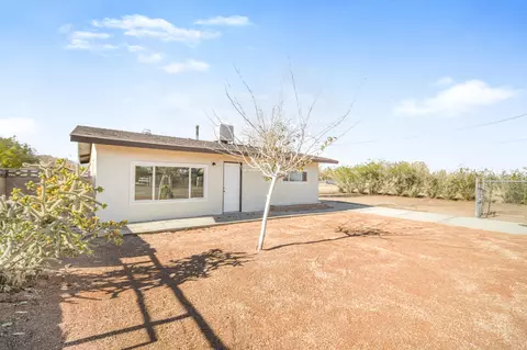 38519 27th St E, Palmdale, CA 93550 photo 3