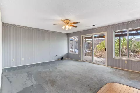 1137 Redwood Ct, Tehachapi, CA 93561 photo 25