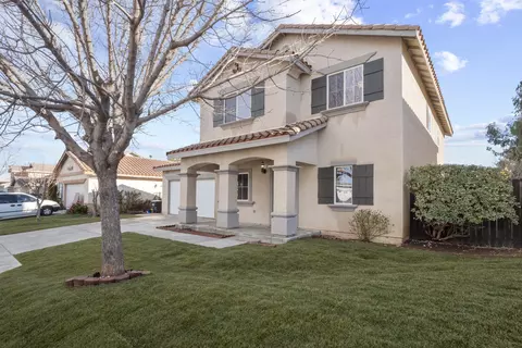 43418 Rucker St, Lancaster, CA 93535 photo 3