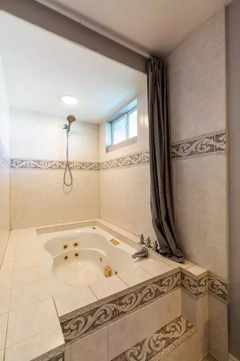 1620 Ahart St, Simi Valley, CA 93065 photo 19