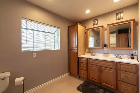 1620 Ahart St, Simi Valley, CA 93065 photo 18