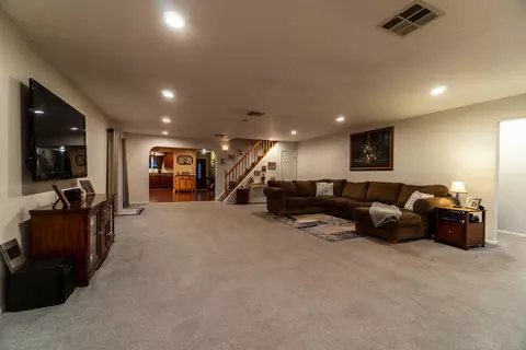 1620 Ahart St, Simi Valley, CA 93065 photo 14