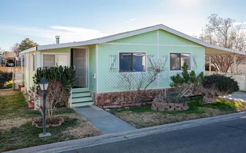 2121 Avenue I E #SPC 120, Lancaster, CA 93535 photo 2