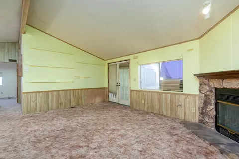2121 Avenue I E #SPC 120, Lancaster, CA 93535 photo 3