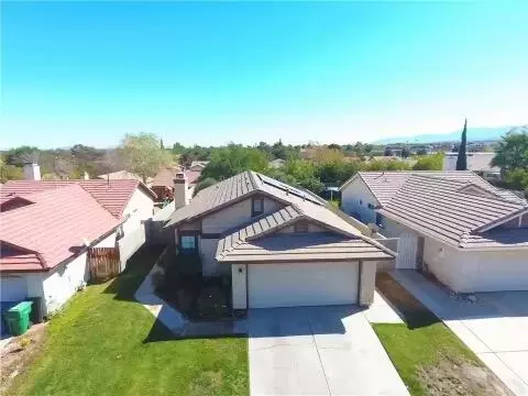 37008 Turner Dr, Palmdale, CA 93550 photo 4