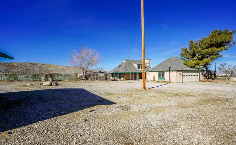 35005 E 72nd St, Littlerock, CA 93543 photo 17