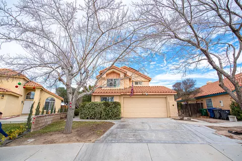 44609 Palm Ln, Lancaster, CA 93535 photo 4