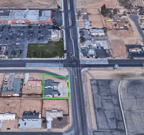 12080 Navajo Rd, Apple Valley, CA 92308 photo 2