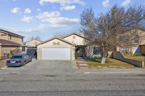 2523 E Avenue J 4, Lancaster, CA 93535 photo 2