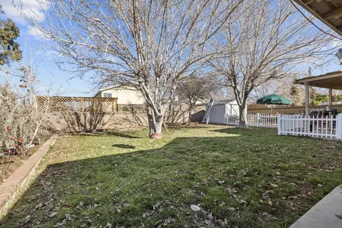 2523 E Avenue J 4, Lancaster, CA 93535 photo 25