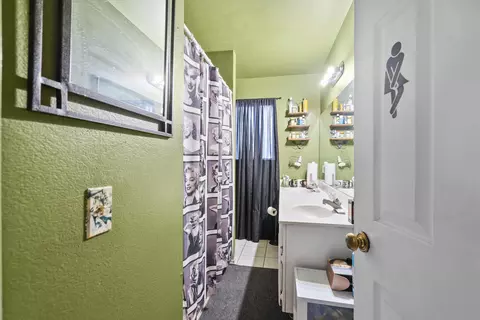 2523 E Avenue J 4, Lancaster, CA 93535 photo 17