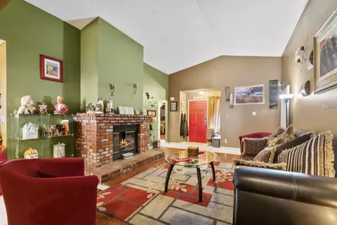 2523 E Avenue J 4, Lancaster, CA 93535 photo 9