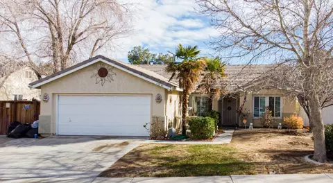 43540 E 32nd St, Lancaster, CA 93535 photo 1