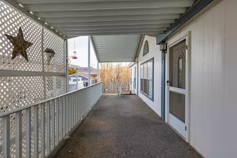 14556 Tehachapi Blvd E #SPC 36, Tehachapi, CA 93561 photo 3